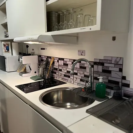 Cozy 3 Story House In Old Town Apartment *