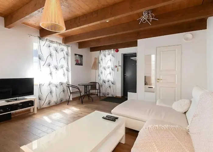 Cozy 3 Story House In Old Town شقة تالين