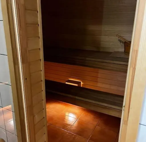 شقة Cozy 3 Story House In Old Town تالين