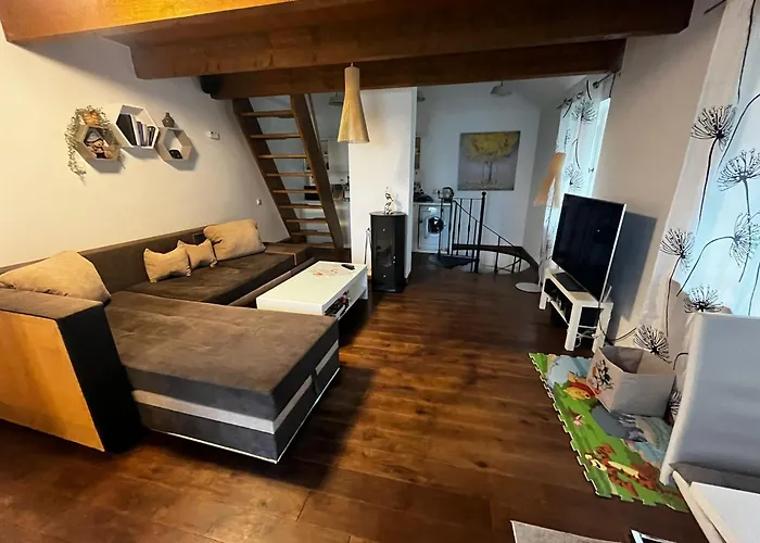 Cozy 3 Story House In Old Town * تالين