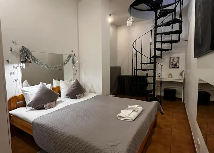 Cozy 3 Story House In Old Town * Tallinn