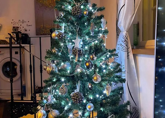 شقة Cozy 3 Story House In Old Town