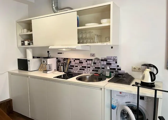 Cozy 3 Story House In Old Town * Tallinn