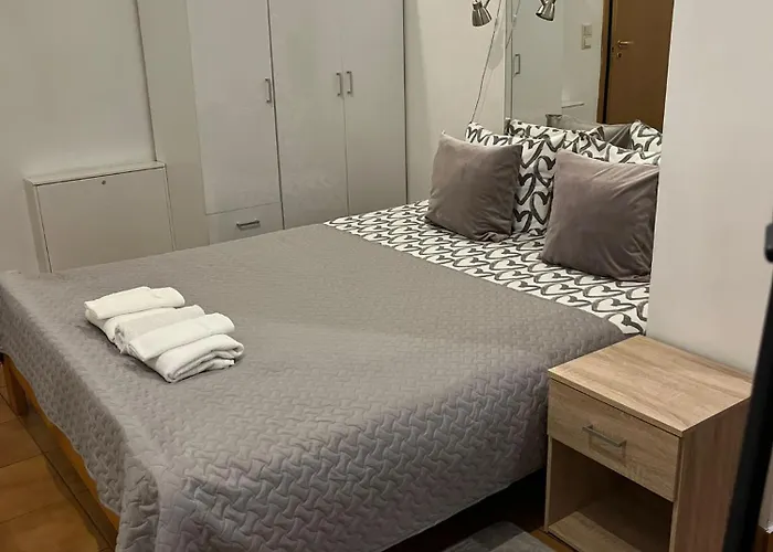 Cozy 3 Story House In Old Town Korter *