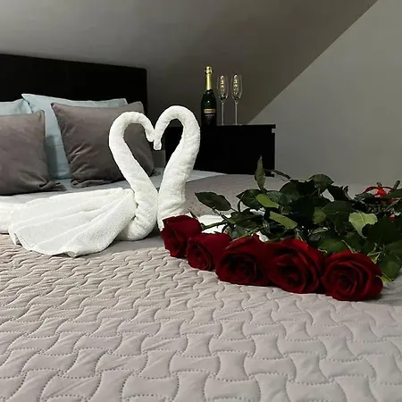 Διαμέρισμα Cozy 3 Story House In Old Town *